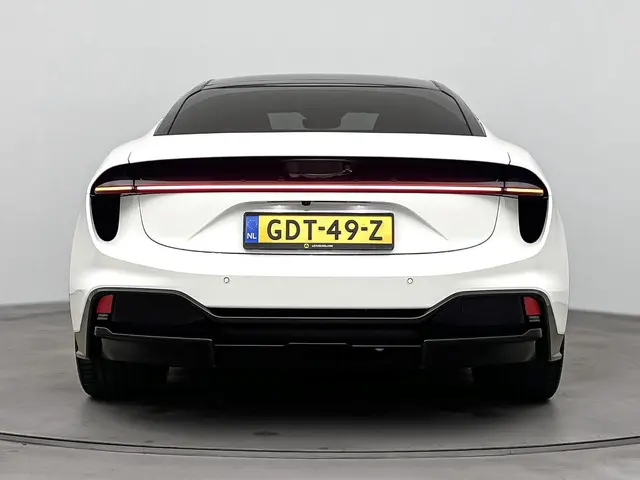 Lotus Emeya S 102kWh/613pk 2024 Elektrisch 6