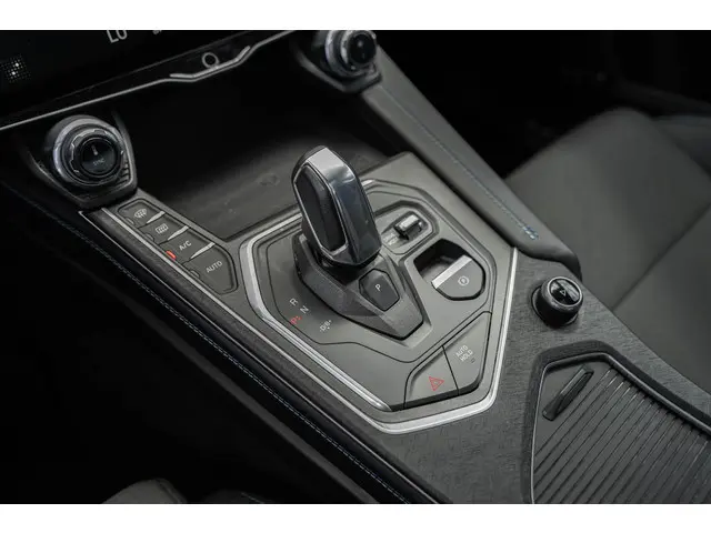 Lynk & Co 01 1.5 2021 Hybride Benzine 19