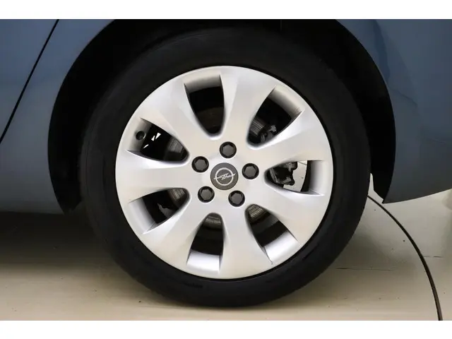Opel Zafira Tourer 1.4 Berlin 7-persoons 2013 Benzine 16