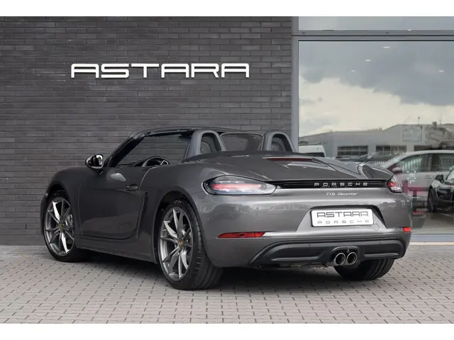 Porsche 718 Boxster | 300pk | PDK 2018 Benzine 2
