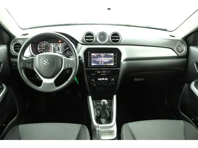 Suzuki Vitara 1.6 Exclusive 2015 Benzine 4