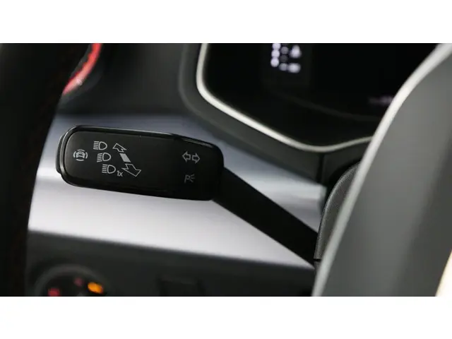 SEAT Ibiza 1.0 EcoTSI 95pk FR Plus 2023 Benzine 35
