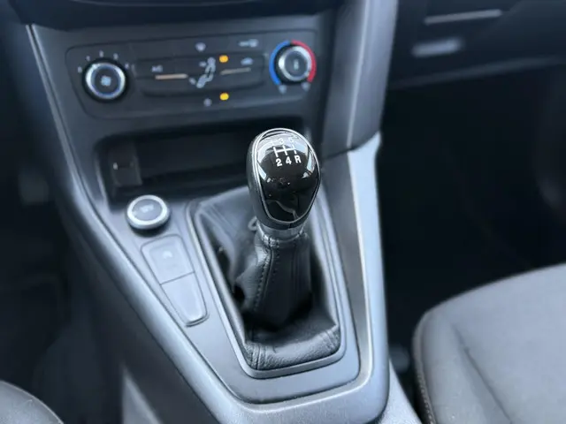 Ford Focus Wagon 1.0 Trend 2017 Benzine 22