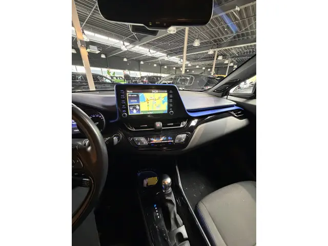 Toyota C-HR 1.8 Hybrid Bi-Tone 2021 Hybride Benzine 14