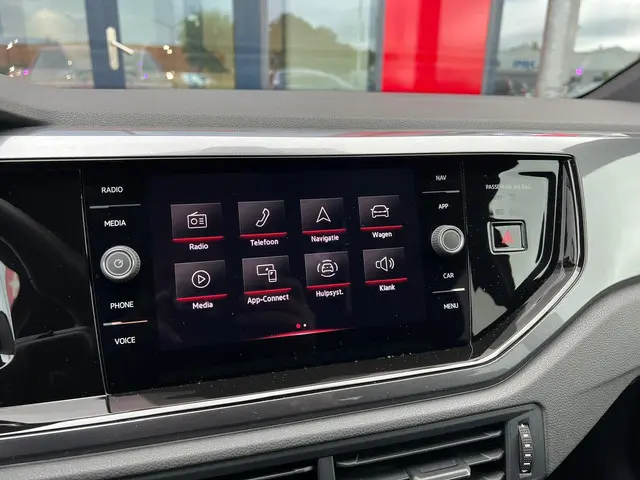 Volkswagen Polo 2.0 TSI GTI Facelift 2022 Benzine 14