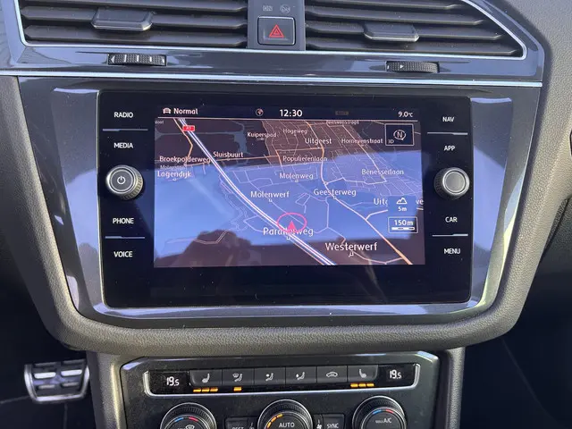 Volkswagen Tiguan 1.4 TSI 4Motion Highline 2017 Benzine 16