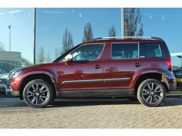 Škoda Yeti OUTDOOR 1.4 TSI AUT. ADVENTURE 2015 Benzine 12