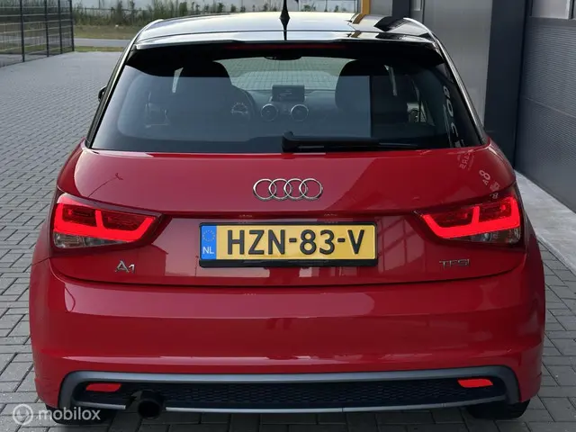 Audi A1 Sportback 1.2 TFSI Pro Line S 2013 Benzine 18