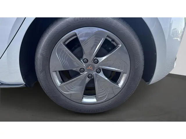 CUPRA Born Impulse 58 kWh 2024 Elektrisch 13