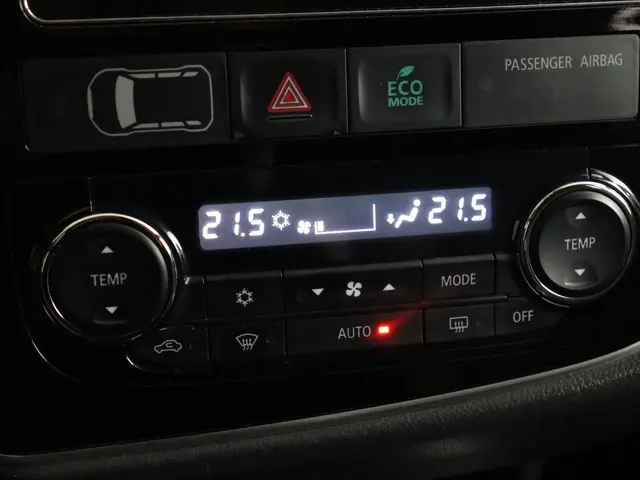 Mitsubishi Outlander 2.0 PHEV Pure 2016 Hybride Benzine 16