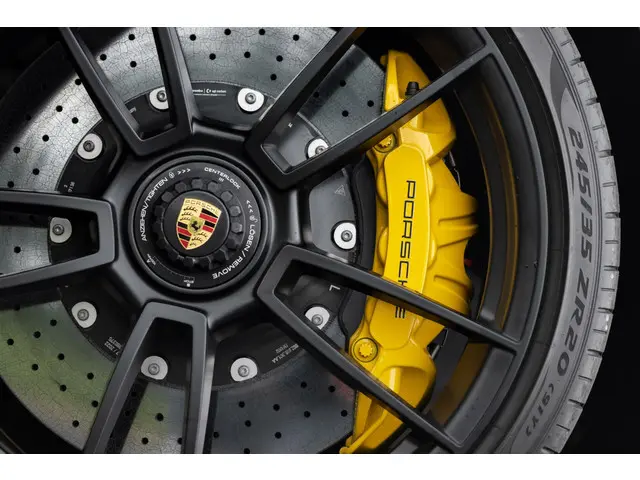Porsche 911 3.0 Carrera GTS 2022 Benzine 3