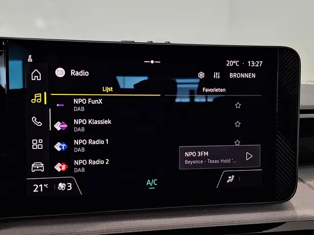 Renault 5 Evolution 40 kWh 2025 Elektrisch 26
