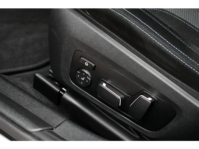 BMW 3 Serie Touring 330e M-Sport 2025 Hybride Benzine 16