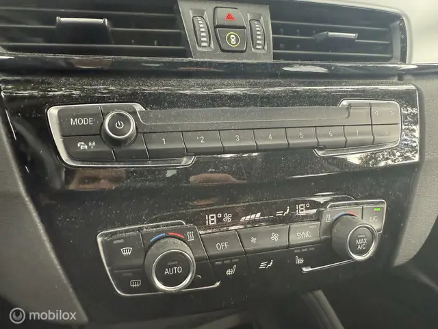 BMW X1 sDrive18i High Executive 2019 Benzine 15