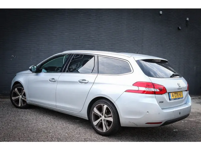 Peugeot 308 2