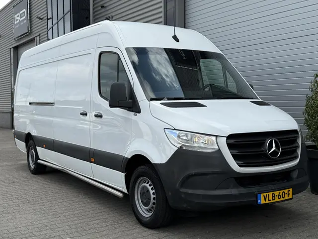 Mercedes-Benz Sprinter 315 1.9 CDI L3H2 2021 Diesel 11