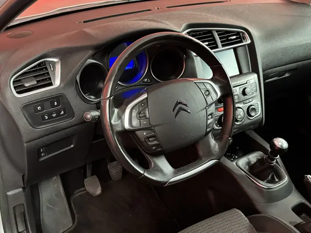 Citroën C4 1.2 PureTech Exclusive 2014 Benzine 3