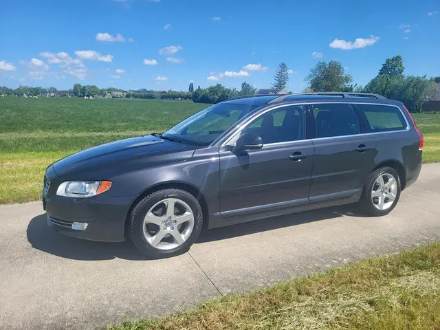 Volvo V70 1.6 T4 Nordic+ navi trekhaak 17"LMV 2014 Benzine 7