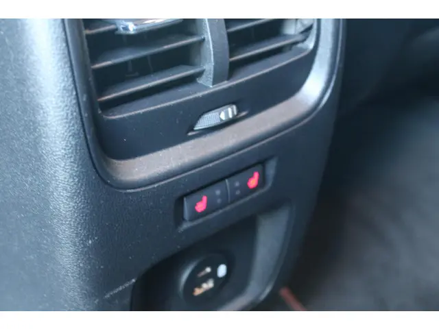 Ford Kuga 2.5 PHEV ST-Line X 2020 Hybride Benzine 31