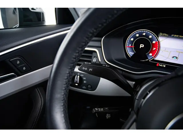 Audi A4 Avant 35 TFSI Business Edition 2020 Benzine 34
