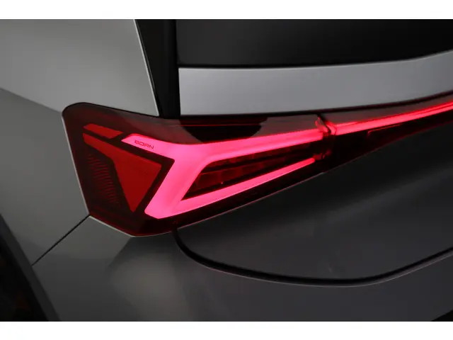 CUPRA Born Adrenaline One 62 kWh 2022 Elektrisch 26