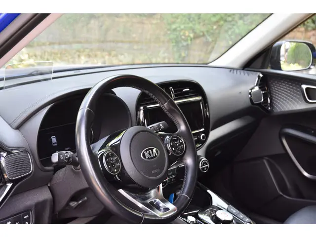 Kia e-Soul ExecutiveLine 64 kWh 2020 Elektrisch 6
