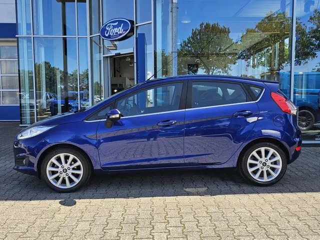 Ford Fiesta 1.0 EcoBoost Titanium 2016 Benzine 2