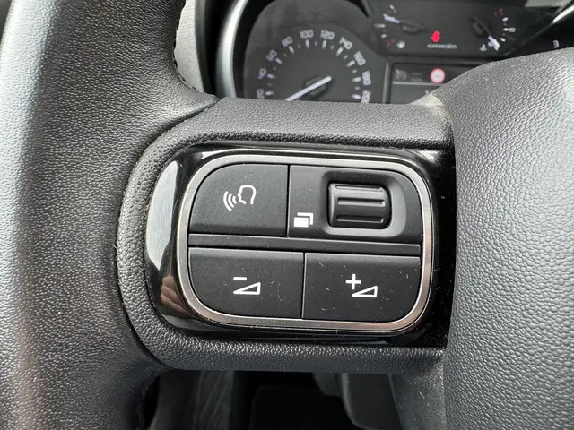 Citroën C3 Aircross 1.2 PureTech S&S Shine 2017 Benzine 11