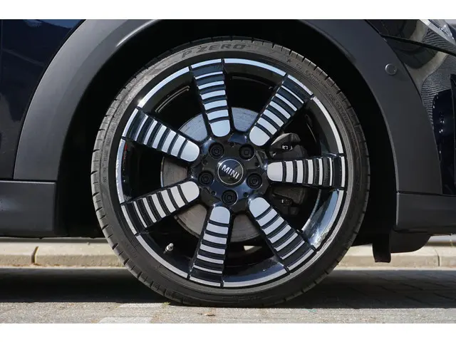 MINI 3-Deurs Cooper S 2021 Benzine 6
