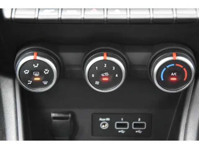 Renault Captur 1.0 TCe 90 Zen -Rijklaar! 2022 Benzine 17