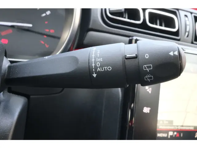 Citroën C3 PT82 Shine 2017 Benzine 28