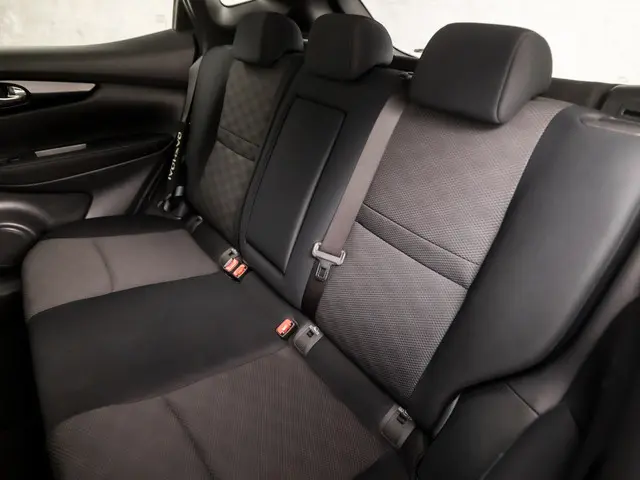 Nissan QASHQAI 1.2 Connect Sport 2014 Benzine 15
