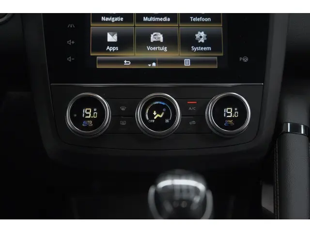 Renault Kadjar TCe 140 Black Edition 2021 Benzine 54