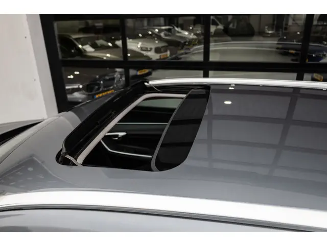 Volvo V60 2.0 T4 190PK Summum 2016 Benzine 12