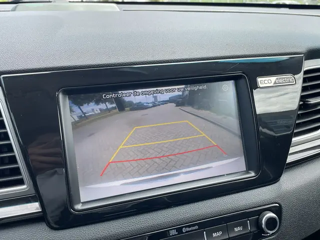 Kia e-Niro ExecutiveLine 64 kWh 2019 Elektrisch 24