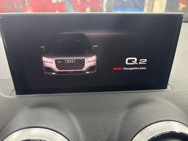 Audi Q2 35 TFSI Edition one 2022 Benzine 17
