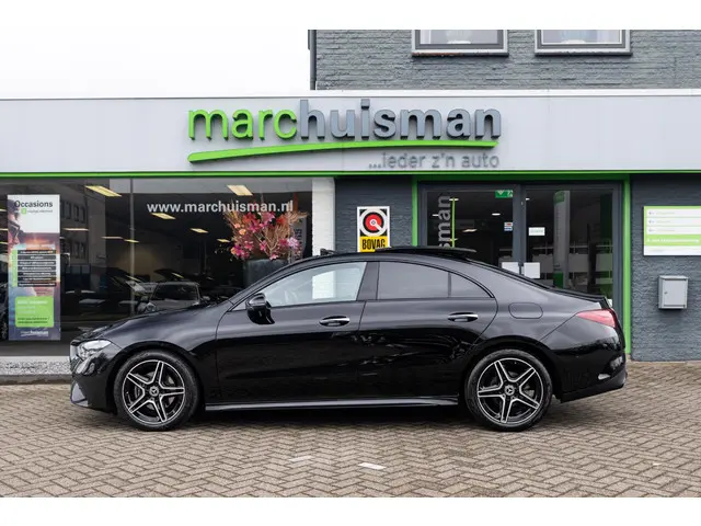 Mercedes-Benz CLA 180 AMG Line 2024 Benzine 18