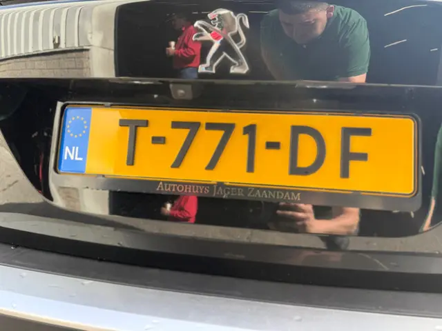 Peugeot 2008 1.2 PureTech GT|Focal|Automaat 2020 Benzine 12
