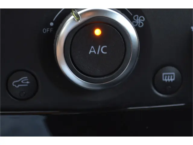 Renault Clio 1.2 Expression 2016 Benzine 19