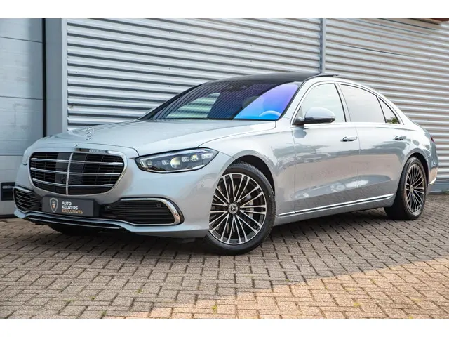Mercedes-Benz S-Klasse 350d 4MATIC Lang 2024 Diesel 41