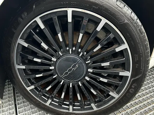 Fiat 500C Icon 42 kWh 2022 Elektrisch 4