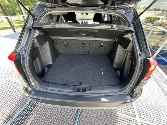 Suzuki Vitara 1.6 Exclusive 2016 Benzine 9
