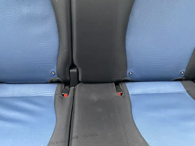 Hyundai i10 1.0i i-Motion Comfort 2016 Benzine 27