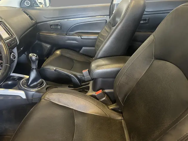 Mitsubishi ASX 1.6 Cleartec Instyle 2014 Benzine 9