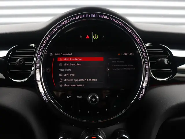 MINI 5-Deurs Cooper 2022 Benzine 23