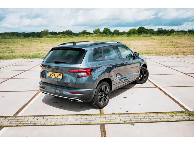 Škoda Karoq 1.5 TSI 150PK DSG Sportline 2021 Benzine 41