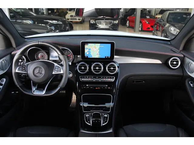 Mercedes-Benz GLC AMG 43 4MATIC 2017 Benzine 15