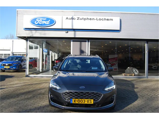 Ford Focus Wagon 1.0 EcoBoost 125PK Vignale 2020 Benzine 2