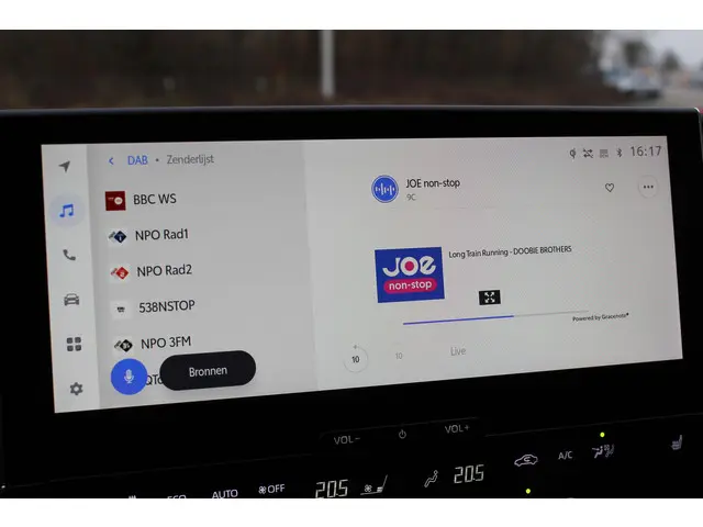 Toyota bZ4X Dynamic 71 kWh 2024 Elektrisch 24