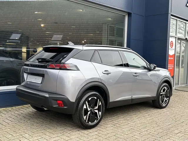 Peugeot 2008 1.2 Turbo 100 PK Allure 2025 Benzine 3